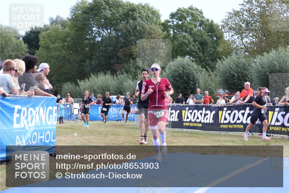 31.08.2025 - Elbe Triathlon Hamburg Strokosch-Dieckow http://msf.ph/oto/8653903 31.08.2025 11:29:26 Ziel 648, 747, 835, 893, 1167 meine-sportfotos.de