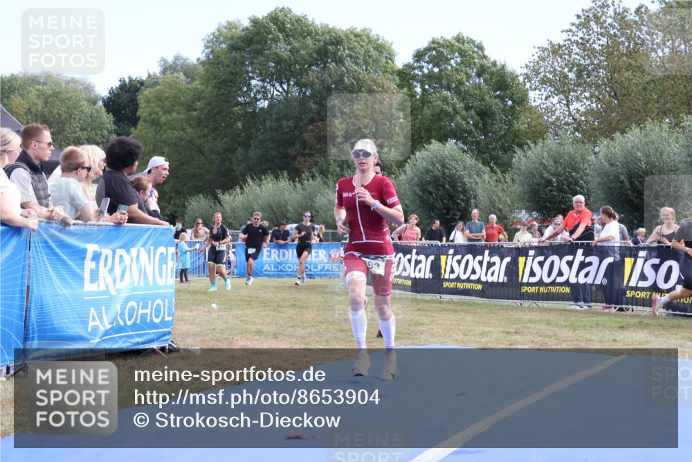 31.08.2025 - Elbe Triathlon Hamburg Strokosch-Dieckow http://msf.ph/oto/8653904 31.08.2025 11:29:27 Ziel 648, 835, 893, 1167 meine-sportfotos.de