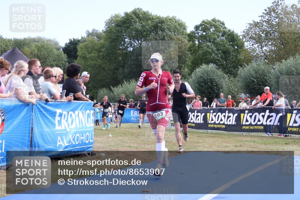 31.08.2025 - Elbe Triathlon Hamburg Strokosch-Dieckow http://msf.ph/oto/8653907 31.08.2025 11:29:27 Ziel 648, 835, 893, 1167 meine-sportfotos.de
