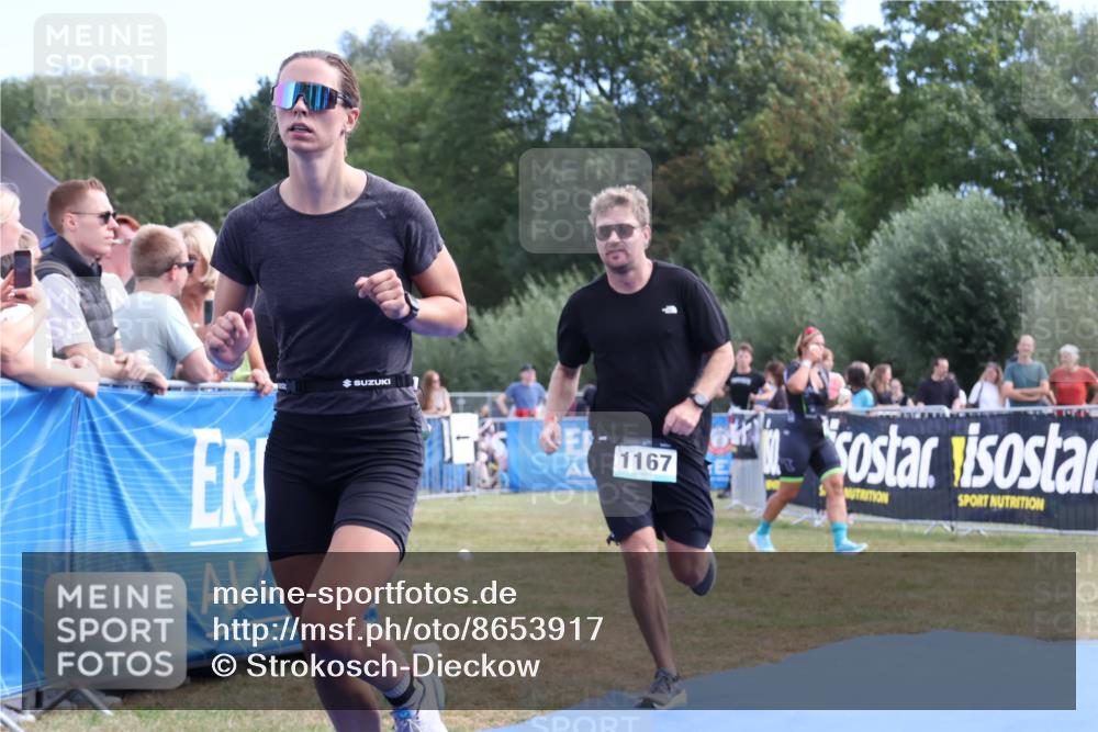 31.08.2025 - Elbe Triathlon Hamburg Strokosch-Dieckow http://msf.ph/oto/8653917 31.08.2025 11:29:33 Ziel 648, 835, 893, 1167, 1221 meine-sportfotos.de