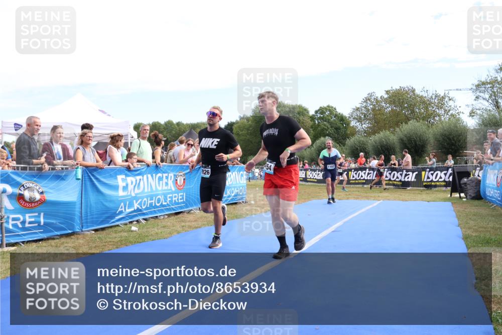31.08.2025 - Elbe Triathlon Hamburg Strokosch-Dieckow http://msf.ph/oto/8653934 31.08.2025 11:29:45 Ziel 954, 1026, 1102, 1221, 1224 meine-sportfotos.de