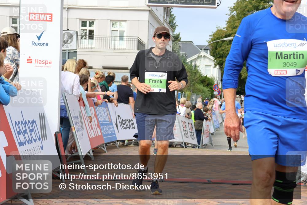 31.08.2025 - 21. Blankeneser Heldenlauf Strokosch-Dieckow http://msf.ph/oto/8653951 31.08.2025 11:06:32 Ziel 3565, 3541, 3049, 3375, 3203 meine-sportfotos.de