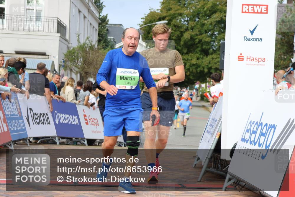 31.08.2025 - 21. Blankeneser Heldenlauf Strokosch-Dieckow http://msf.ph/oto/8653966 31.08.2025 11:06:29 Ziel 3089, 3565, 3049, 3375, 3203 meine-sportfotos.de