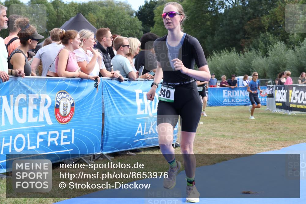 31.08.2025 - Elbe Triathlon Hamburg Strokosch-Dieckow http://msf.ph/oto/8653976 31.08.2025 11:30:08 Ziel 840 meine-sportfotos.de