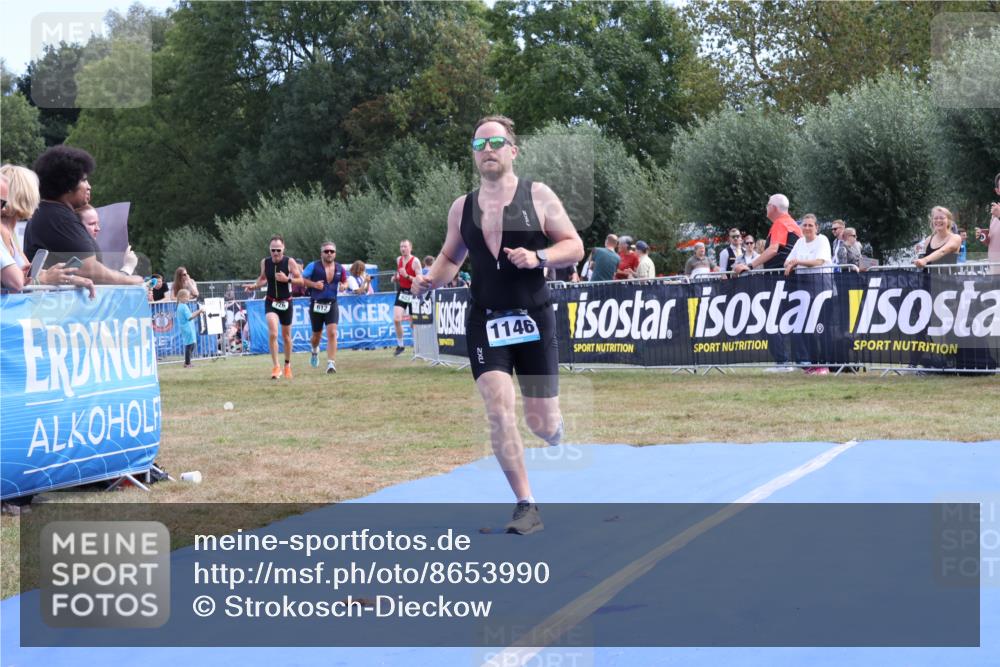 31.08.2025 - Elbe Triathlon Hamburg Strokosch-Dieckow http://msf.ph/oto/8653990 31.08.2025 11:30:26 Ziel 612, 615, 1027, 1146, 1169 meine-sportfotos.de