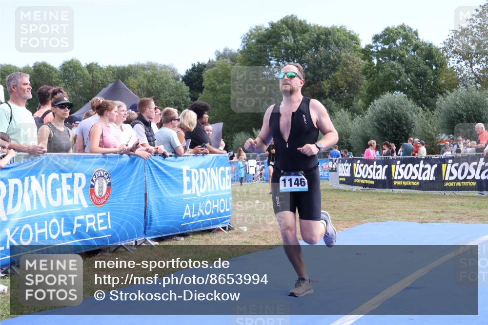 31.08.2025 - Elbe Triathlon Hamburg Strokosch-Dieckow http://msf.ph/oto/8653994 31.08.2025 11:30:27 Ziel 612, 615, 726, 1027, 1146, 1169 meine-sportfotos.de