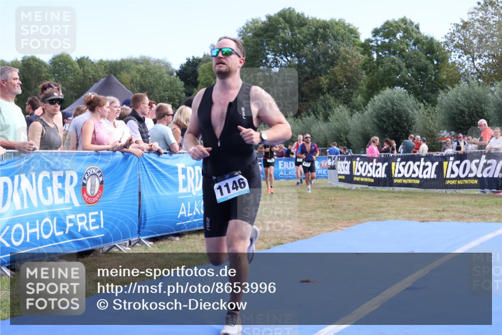31.08.2025 - Elbe Triathlon Hamburg Strokosch-Dieckow http://msf.ph/oto/8653996 31.08.2025 11:30:28 Ziel 612, 615, 726, 1027, 1146 meine-sportfotos.de