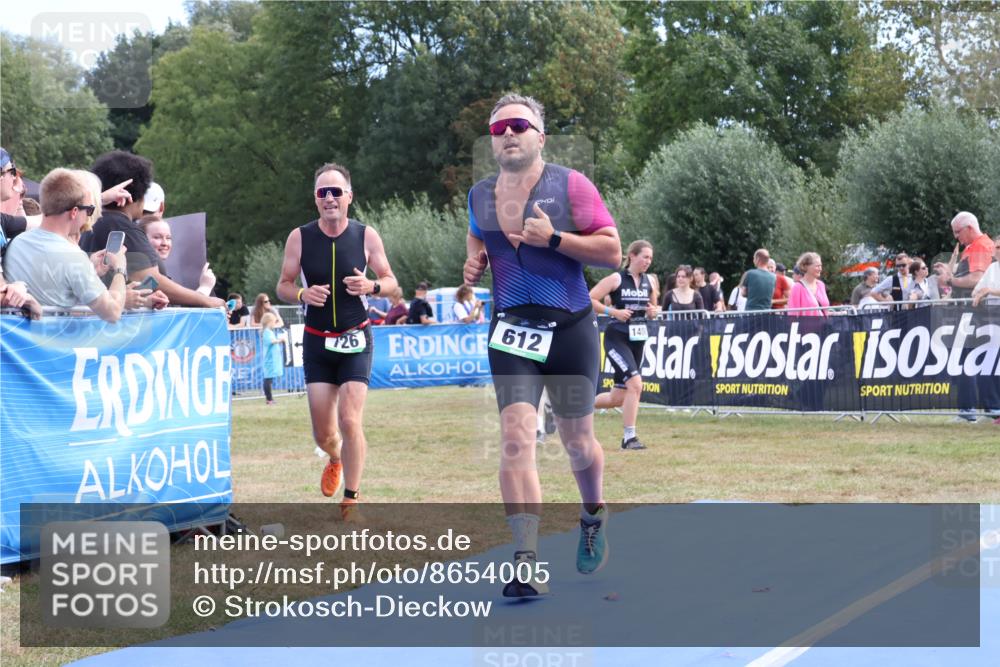 31.08.2025 - Elbe Triathlon Hamburg Strokosch-Dieckow http://msf.ph/oto/8654005 31.08.2025 11:30:32 Ziel 612, 623, 726, 1146 meine-sportfotos.de