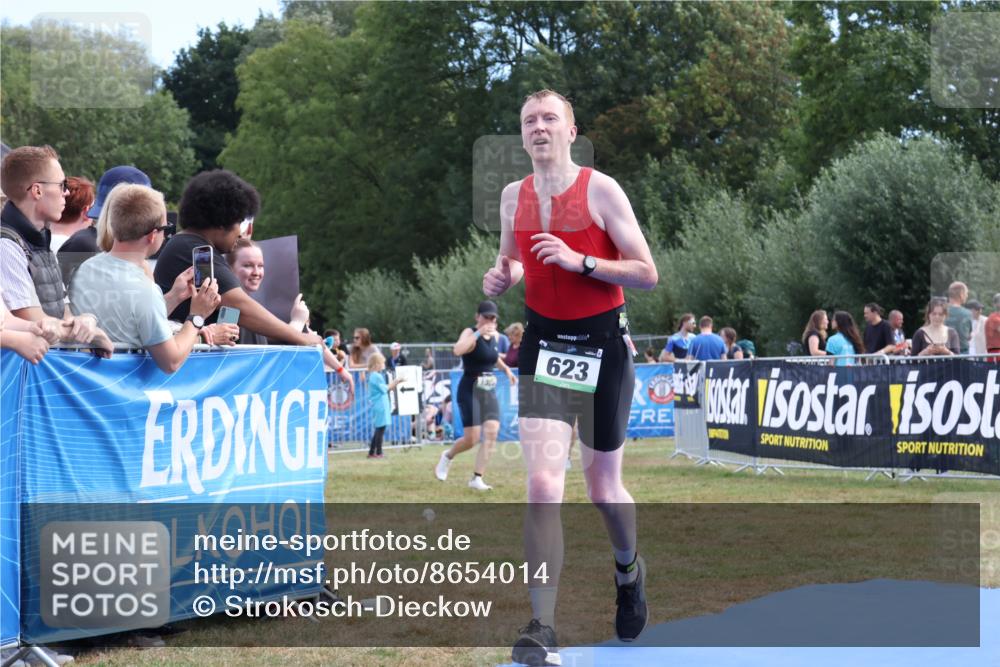 31.08.2025 - Elbe Triathlon Hamburg Strokosch-Dieckow http://msf.ph/oto/8654014 31.08.2025 11:30:36 Ziel 612, 623, 726, 1195 meine-sportfotos.de