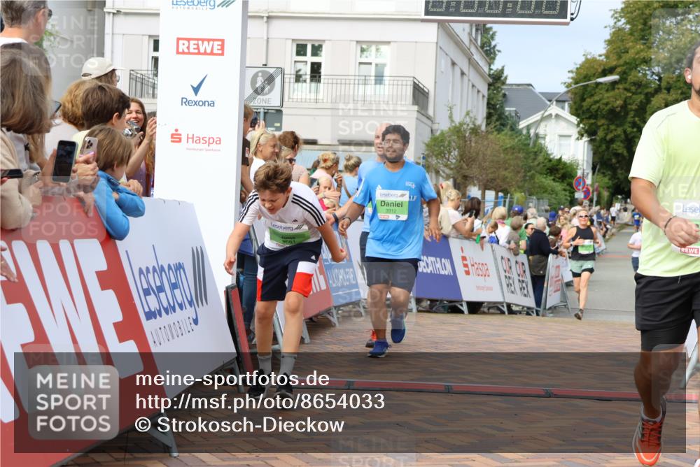 31.08.2025 - 21. Blankeneser Heldenlauf Strokosch-Dieckow http://msf.ph/oto/8654033 31.08.2025 11:06:00 Ziel 3312, 3381, 3498, 3681, 3427, 3183, 3207, 3637 meine-sportfotos.de