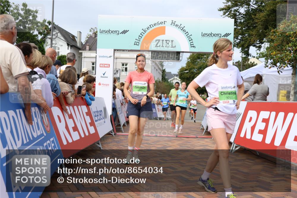 31.08.2025 - 21. Blankeneser Heldenlauf Strokosch-Dieckow http://msf.ph/oto/8654034 31.08.2025 11:05:57 Ziel 3312, 3381, 3498, 3681, 3183, 3207, 3297, 3637 meine-sportfotos.de