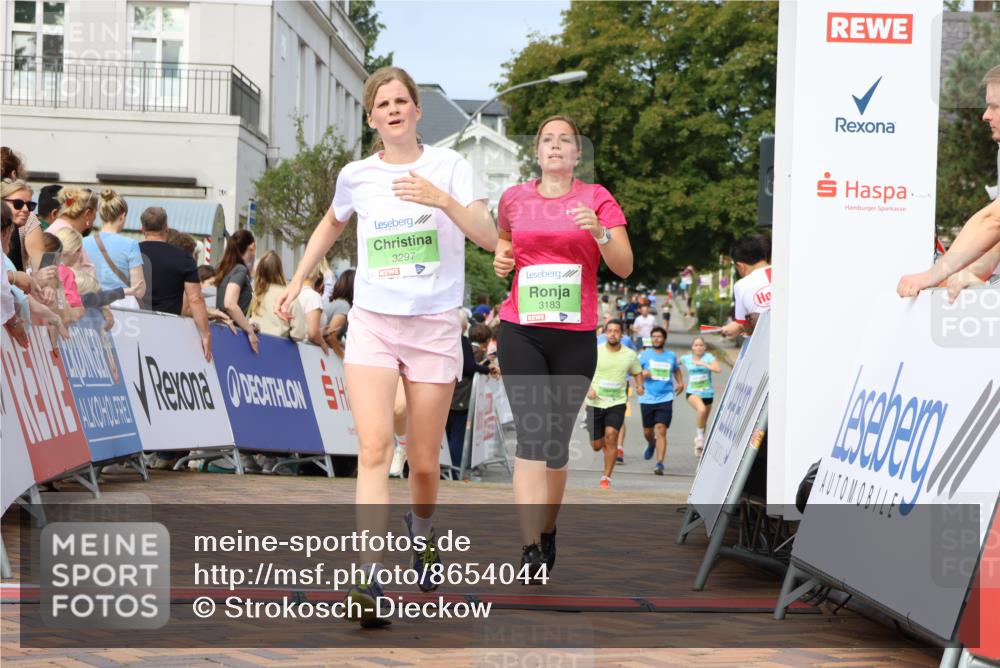 31.08.2025 - 21. Blankeneser Heldenlauf Strokosch-Dieckow http://msf.ph/oto/8654044 31.08.2025 11:05:52 Ziel 3183, 3207, 3297, 3637 meine-sportfotos.de