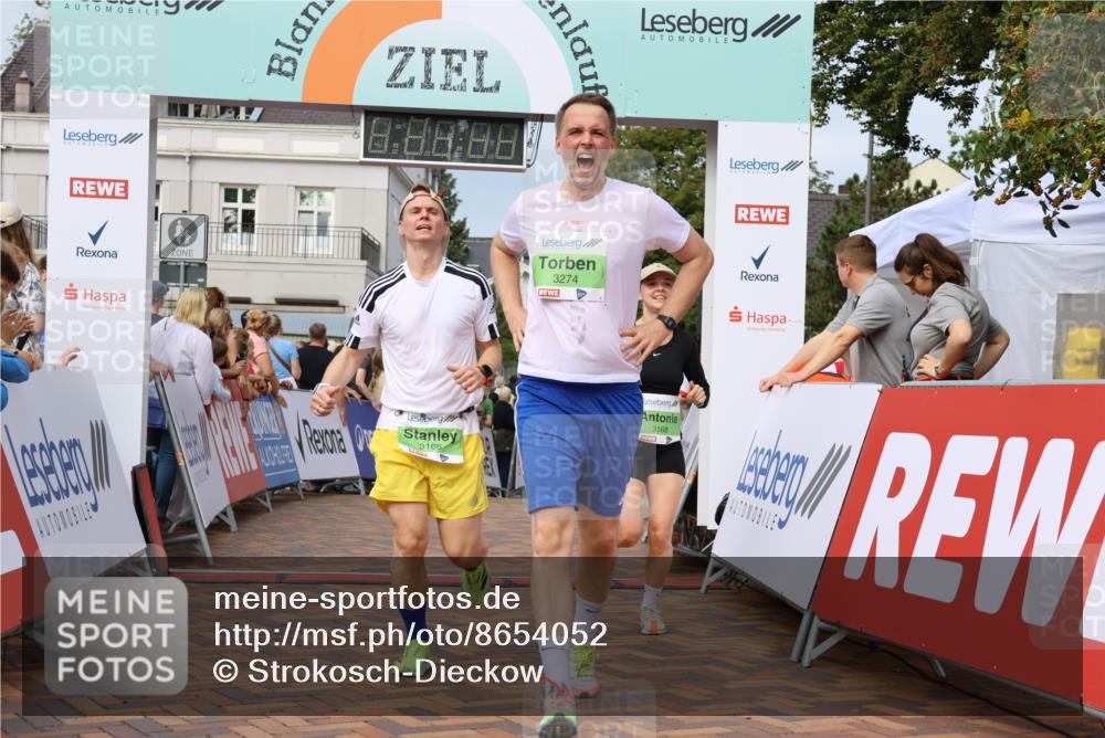 31.08.2025 - 21. Blankeneser Heldenlauf Strokosch-Dieckow http://msf.ph/oto/8654052 31.08.2025 11:05:44 Ziel 3595, 3274, 3710, 3165, 3168 meine-sportfotos.de