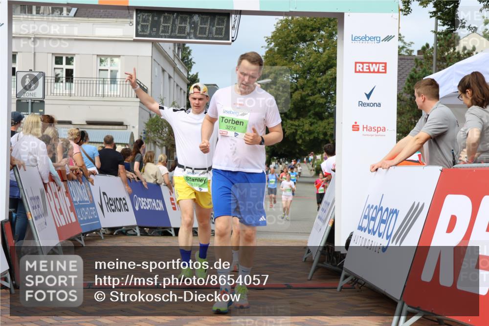 31.08.2025 - 21. Blankeneser Heldenlauf Strokosch-Dieckow http://msf.ph/oto/8654057 31.08.2025 11:05:42 Ziel 3595, 3274, 3398, 3710, 3407, 3165, 3168 meine-sportfotos.de