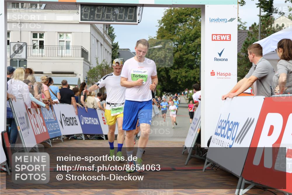 31.08.2025 - 21. Blankeneser Heldenlauf Strokosch-Dieckow http://msf.ph/oto/8654063 31.08.2025 11:05:42 Ziel 3595, 3274, 3398, 3710, 3407, 3165, 3168 meine-sportfotos.de