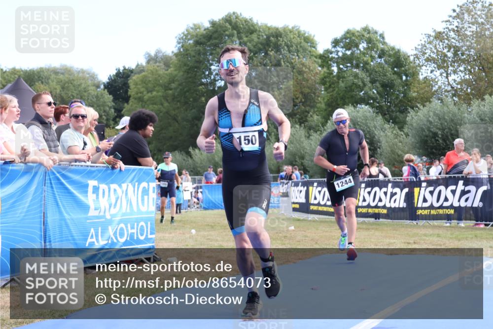 31.08.2025 - Elbe Triathlon Hamburg Strokosch-Dieckow http://msf.ph/oto/8654073 31.08.2025 11:30:51 Ziel 993, 1150, 1213, 1243, 1244 meine-sportfotos.de
