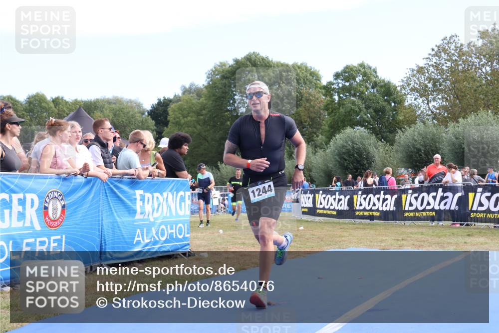 31.08.2025 - Elbe Triathlon Hamburg Strokosch-Dieckow http://msf.ph/oto/8654076 31.08.2025 11:30:53 Ziel 993, 1150, 1213, 1243, 1244 meine-sportfotos.de