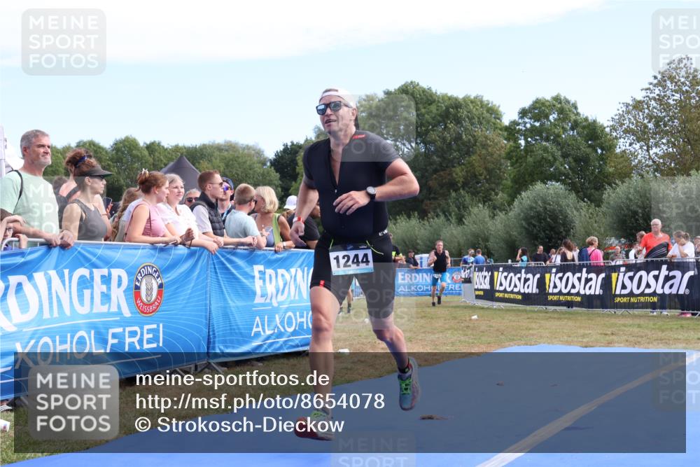 31.08.2025 - Elbe Triathlon Hamburg Strokosch-Dieckow http://msf.ph/oto/8654078 31.08.2025 11:30:53 Ziel 993, 1150, 1213, 1243, 1244 meine-sportfotos.de