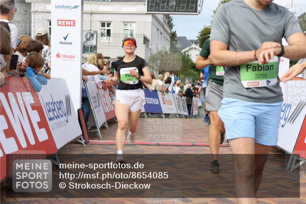 31.08.2025 - 21. Blankeneser Heldenlauf Strokosch-Dieckow http://msf.ph/oto/8654085 31.08.2025 11:05:36 Ziel 3595, 3398, 3733, 3710, 3200, 3407 meine-sportfotos.de