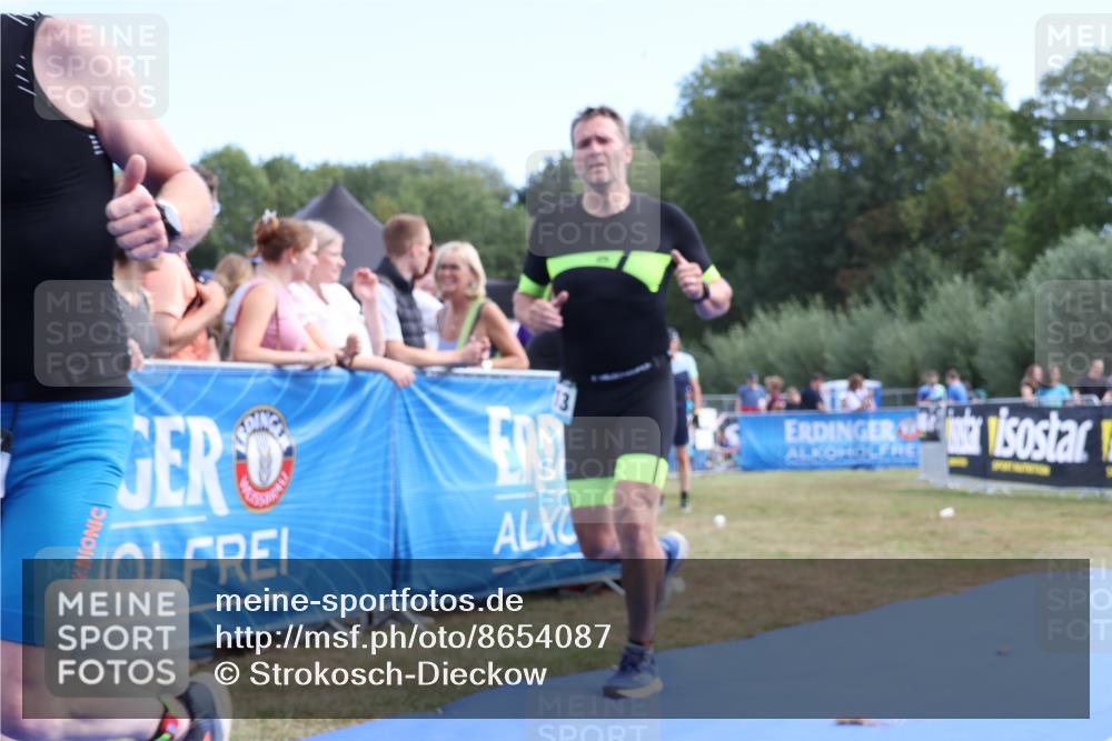 31.08.2025 - Elbe Triathlon Hamburg Strokosch-Dieckow http://msf.ph/oto/8654087 31.08.2025 11:31:00 Ziel 1213, 1243 meine-sportfotos.de