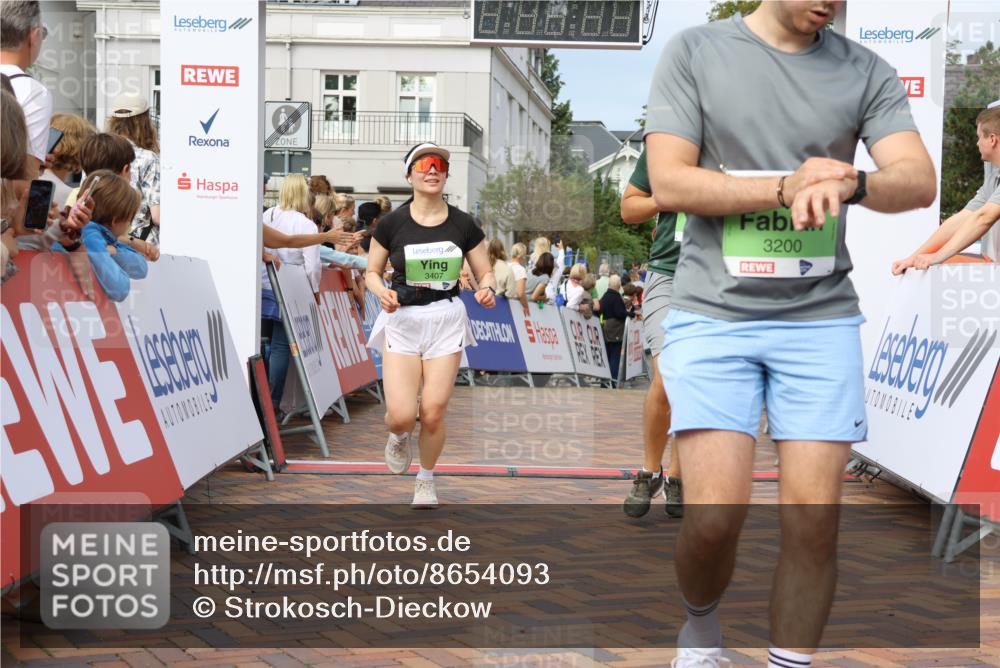 31.08.2025 - 21. Blankeneser Heldenlauf Strokosch-Dieckow http://msf.ph/oto/8654093 31.08.2025 11:05:36 Ziel 3595, 3398, 3733, 3710, 3200, 3407 meine-sportfotos.de