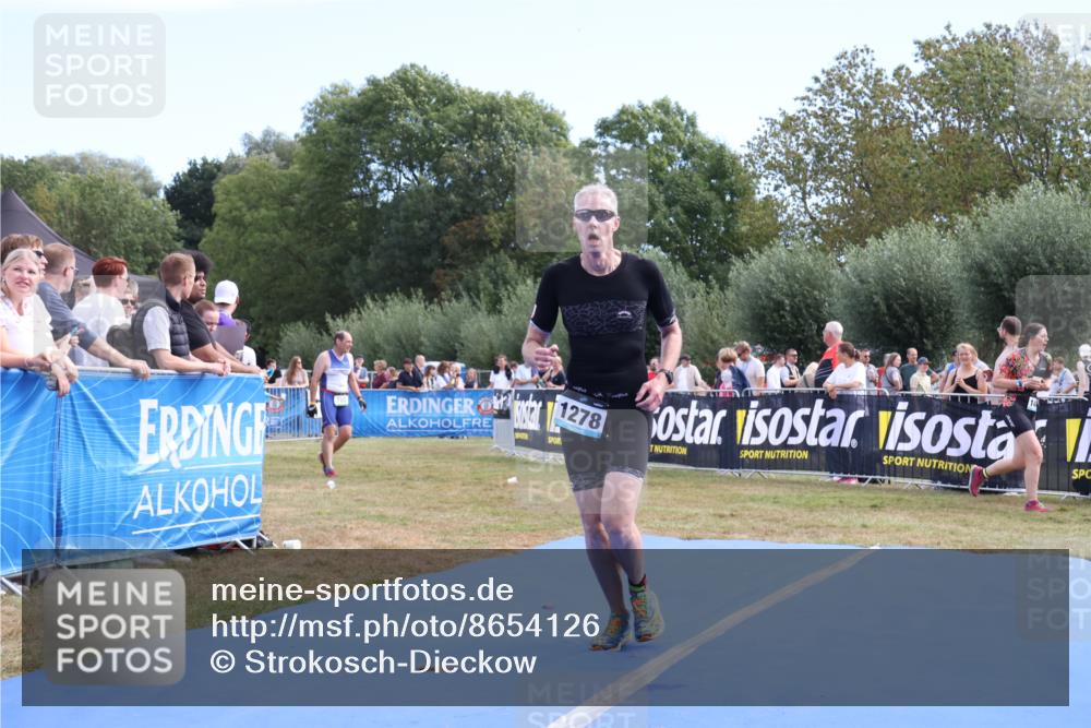 31.08.2025 - Elbe Triathlon Hamburg Strokosch-Dieckow http://msf.ph/oto/8654126 31.08.2025 11:31:38 Ziel 1278 meine-sportfotos.de
