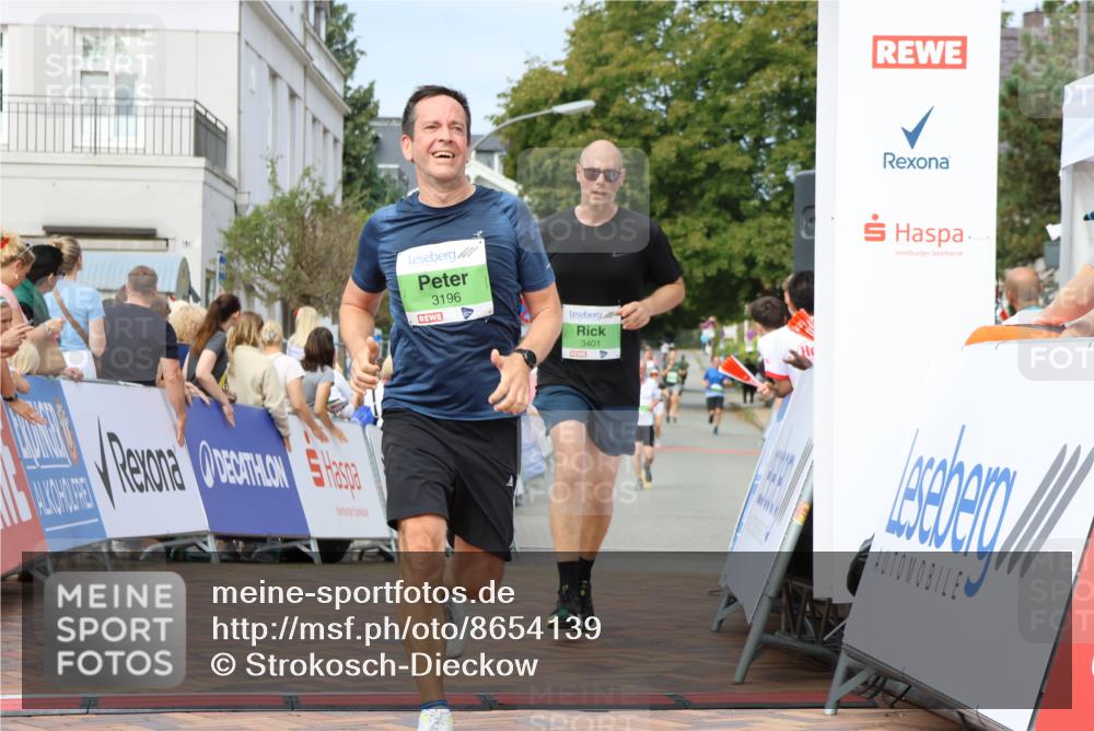 31.08.2025 - 21. Blankeneser Heldenlauf Strokosch-Dieckow http://msf.ph/oto/8654139 31.08.2025 11:05:21 Ziel 3196, 3401 meine-sportfotos.de