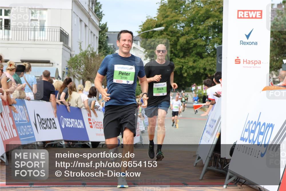 31.08.2025 - 21. Blankeneser Heldenlauf Strokosch-Dieckow http://msf.ph/oto/8654153 31.08.2025 11:05:21 Ziel 3196, 3401 meine-sportfotos.de