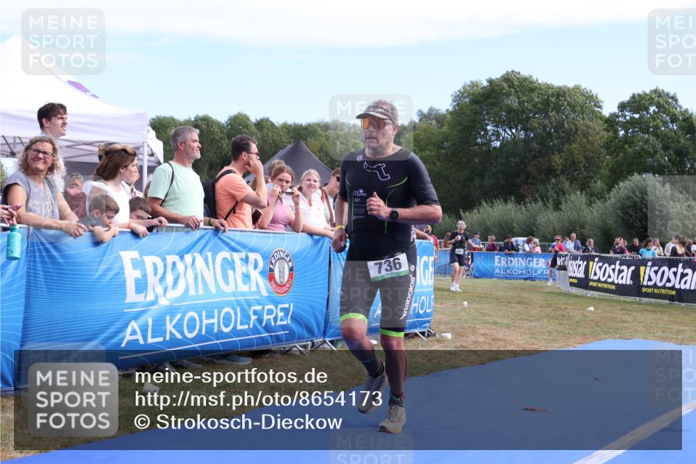 31.08.2025 - Elbe Triathlon Hamburg Strokosch-Dieckow http://msf.ph/oto/8654173 31.08.2025 11:32:16 Ziel 736, 804, 1072, 1112 meine-sportfotos.de