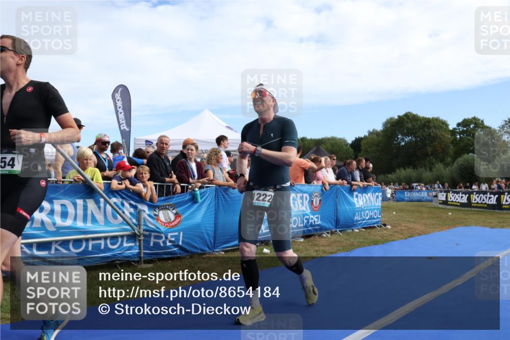 31.08.2025 - Elbe Triathlon Hamburg Strokosch-Dieckow http://msf.ph/oto/8654184 31.08.2025 11:32:33 Ziel 654, 1174, 1222 meine-sportfotos.de