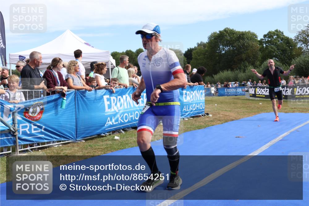 31.08.2025 - Elbe Triathlon Hamburg Strokosch-Dieckow http://msf.ph/oto/8654251 31.08.2025 11:33:29 Ziel 756, 1194 meine-sportfotos.de