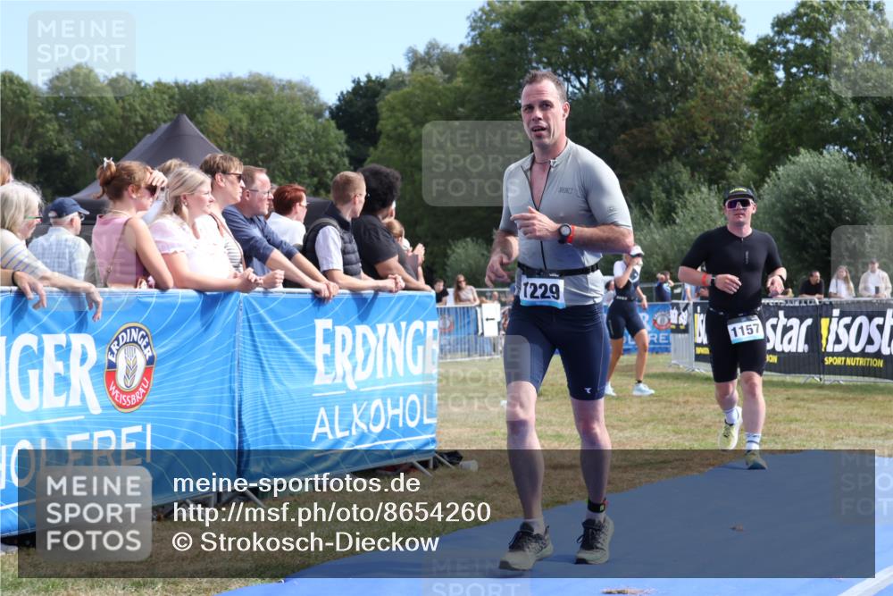 31.08.2025 - Elbe Triathlon Hamburg Strokosch-Dieckow http://msf.ph/oto/8654260 31.08.2025 11:33:41 Ziel 1157, 1229 meine-sportfotos.de