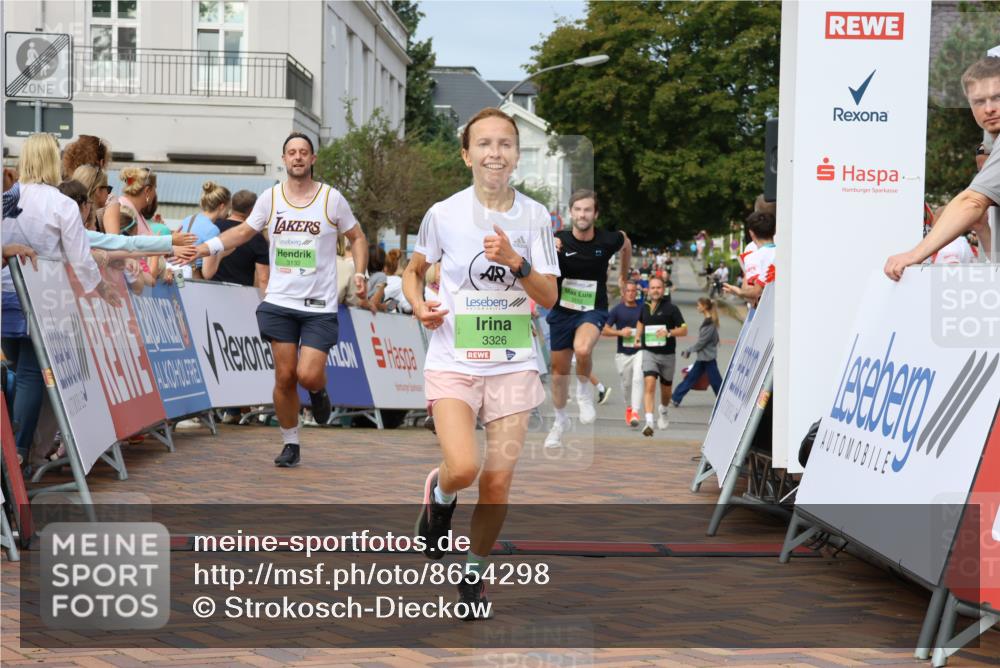 31.08.2025 - 21. Blankeneser Heldenlauf Strokosch-Dieckow http://msf.ph/oto/8654298 31.08.2025 11:04:39 Ziel 3132, 3113, 3112, 3697, 3326 meine-sportfotos.de