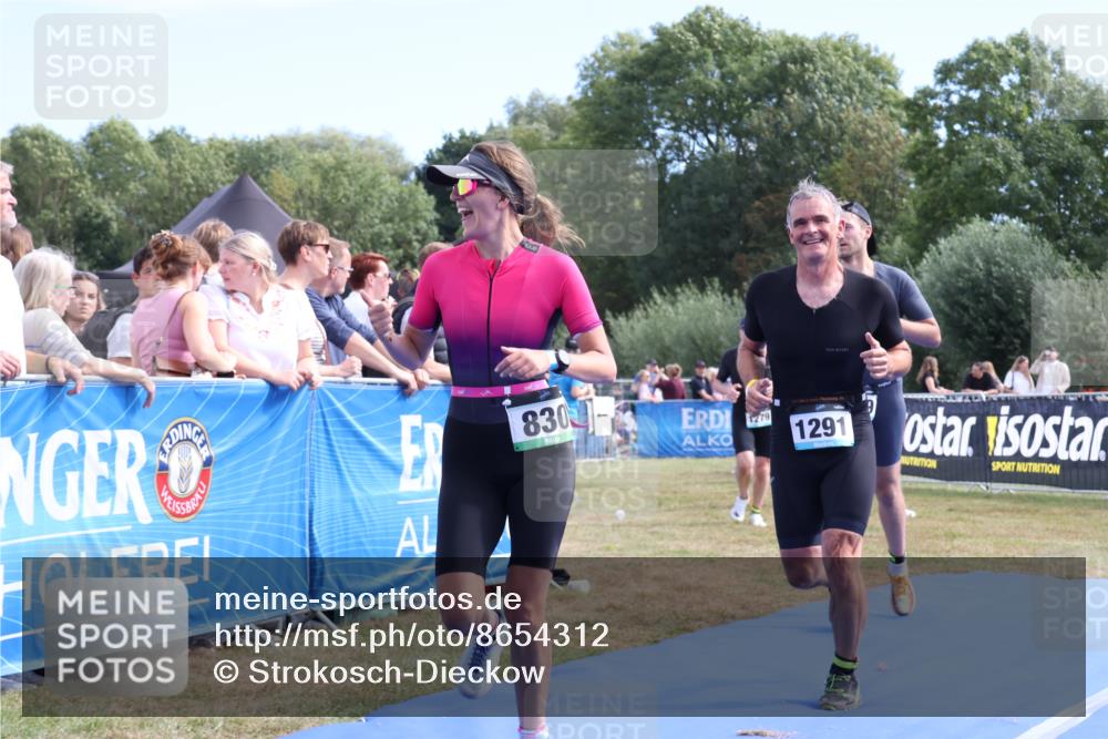 31.08.2025 - Elbe Triathlon Hamburg Strokosch-Dieckow http://msf.ph/oto/8654312 31.08.2025 11:34:23 Ziel 830, 1134, 1159, 1279, 1286, 1291 meine-sportfotos.de