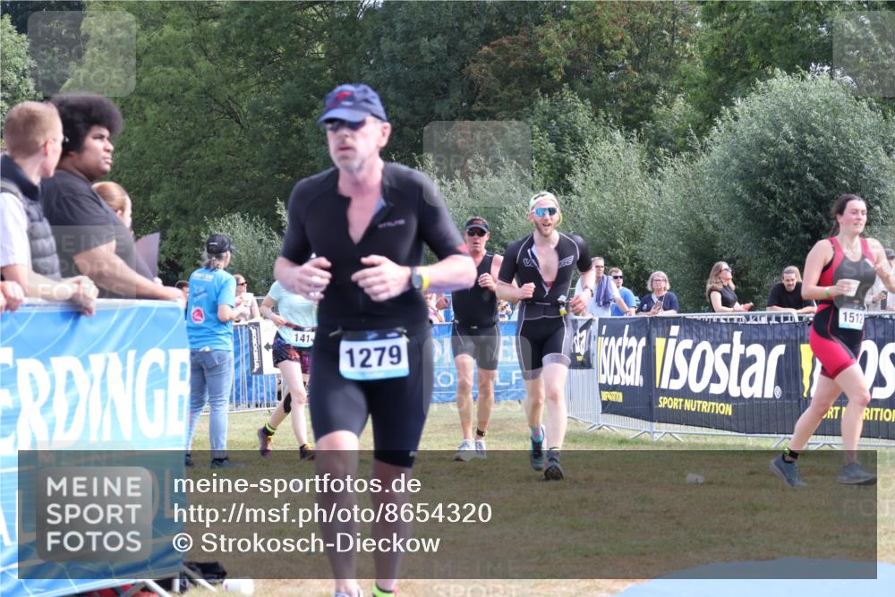 31.08.2025 - Elbe Triathlon Hamburg Strokosch-Dieckow http://msf.ph/oto/8654320 31.08.2025 11:34:26 Ziel 830, 1134, 1159, 1279, 1286, 1291 meine-sportfotos.de