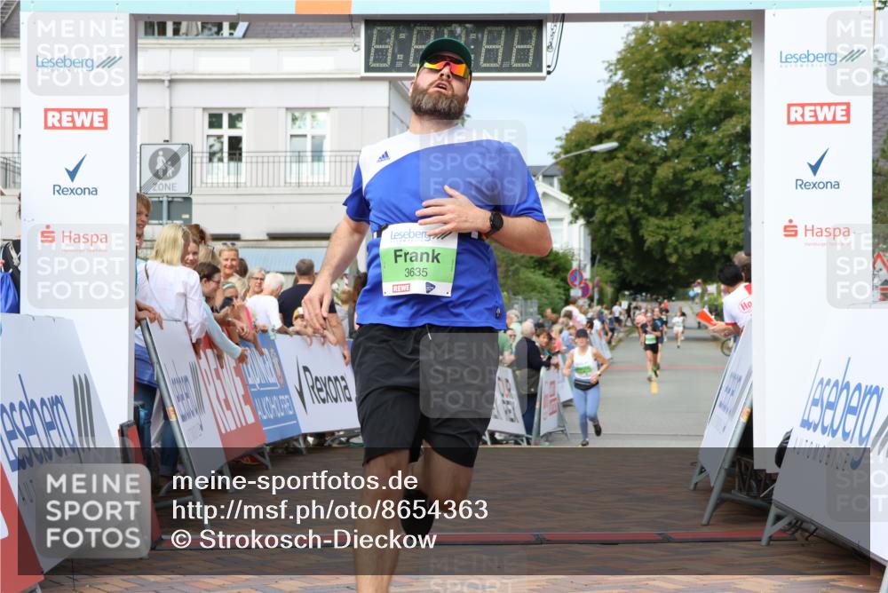 31.08.2025 - 21. Blankeneser Heldenlauf Strokosch-Dieckow http://msf.ph/oto/8654363 31.08.2025 11:04:18 Ziel 3635, 3198 meine-sportfotos.de