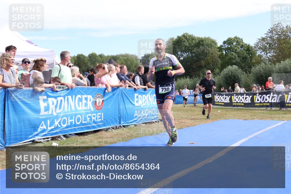31.08.2025 - Elbe Triathlon Hamburg Strokosch-Dieckow http://msf.ph/oto/8654364 31.08.2025 11:35:11 Ziel 666, 730, 1156, 1305 meine-sportfotos.de