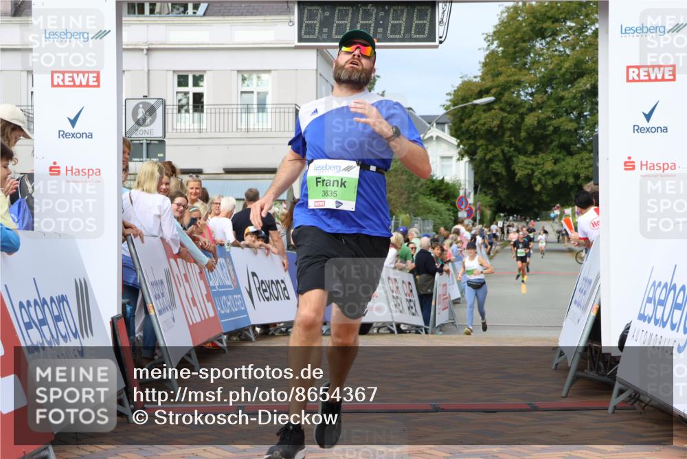 31.08.2025 - 21. Blankeneser Heldenlauf Strokosch-Dieckow http://msf.ph/oto/8654367 31.08.2025 11:04:18 Ziel 3635, 3198 meine-sportfotos.de