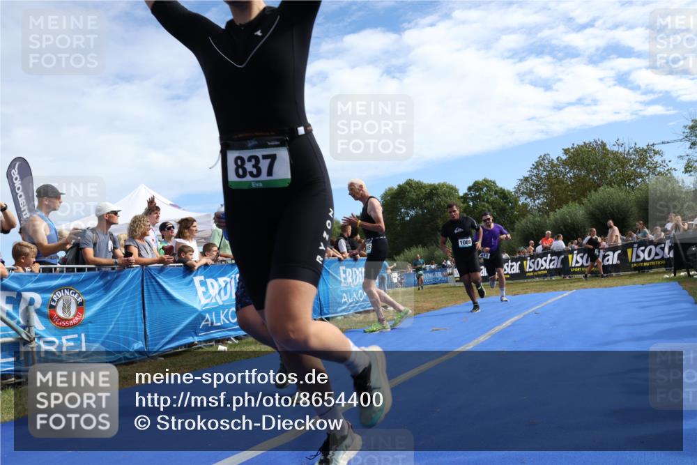 31.08.2025 - Elbe Triathlon Hamburg Strokosch-Dieckow http://msf.ph/oto/8654400 31.08.2025 11:35:58 Ziel 413, 837, 992, 1089, 1186, 1199 meine-sportfotos.de