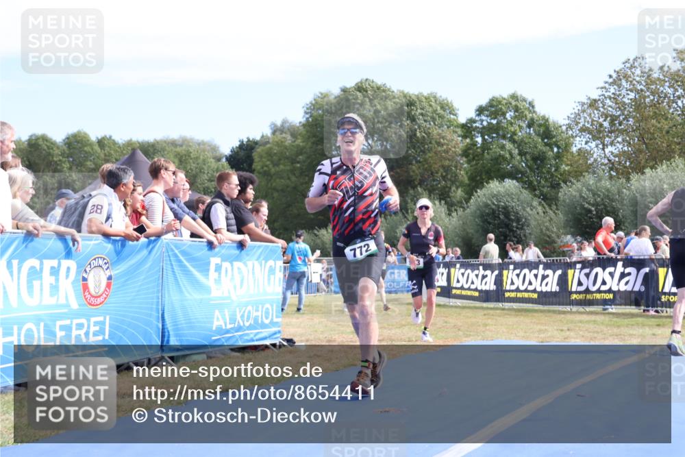 31.08.2025 - Elbe Triathlon Hamburg Strokosch-Dieckow http://msf.ph/oto/8654411 31.08.2025 11:36:15 Ziel 772, 913 meine-sportfotos.de