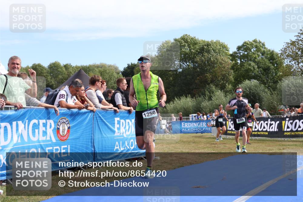31.08.2025 - Elbe Triathlon Hamburg Strokosch-Dieckow http://msf.ph/oto/8654420 31.08.2025 11:36:30 Ziel 699, 1250 meine-sportfotos.de