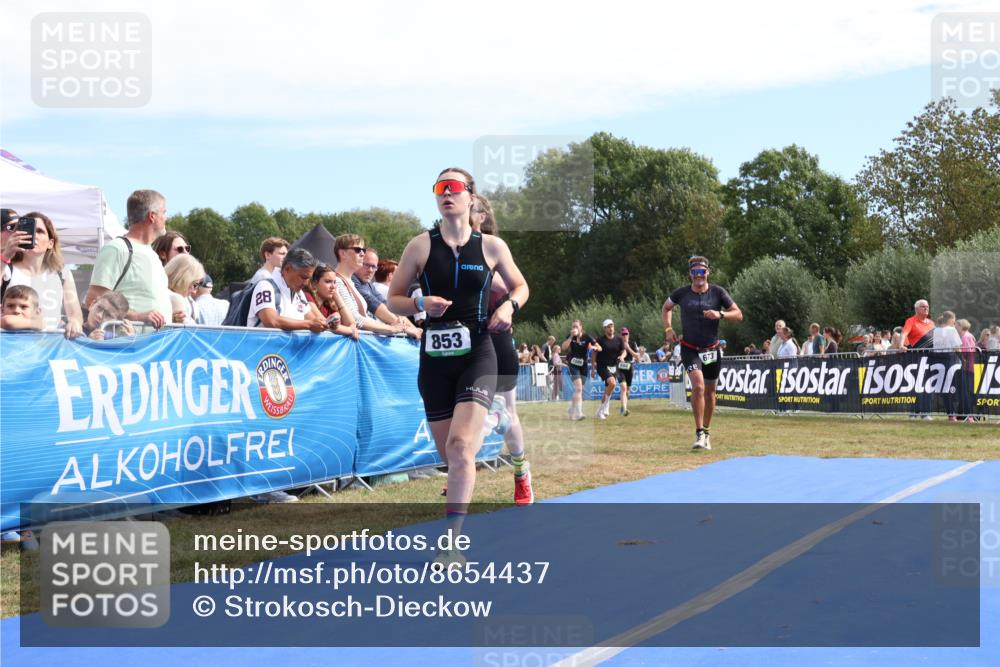 31.08.2025 - Elbe Triathlon Hamburg Strokosch-Dieckow http://msf.ph/oto/8654437 31.08.2025 11:36:57 Ziel 508, 530, 673, 848, 853, 884, 1217 meine-sportfotos.de