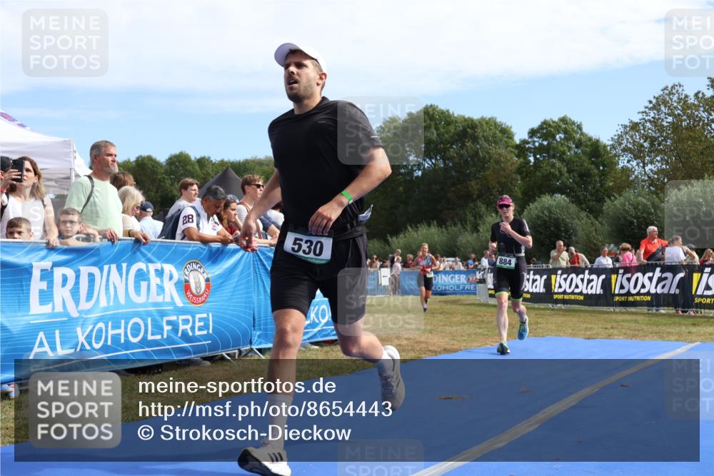 31.08.2025 - Elbe Triathlon Hamburg Strokosch-Dieckow http://msf.ph/oto/8654443 31.08.2025 11:37:02 Ziel 508, 530, 673, 786, 853, 884 meine-sportfotos.de