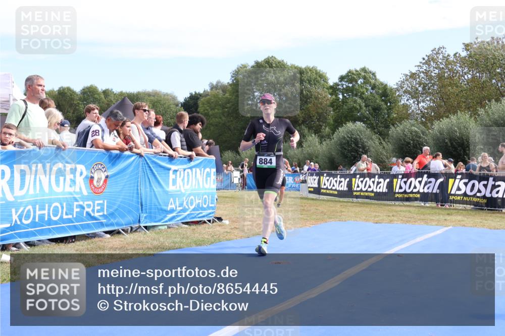 31.08.2025 - Elbe Triathlon Hamburg Strokosch-Dieckow http://msf.ph/oto/8654445 31.08.2025 11:37:03 Ziel 530, 673, 786, 884 meine-sportfotos.de