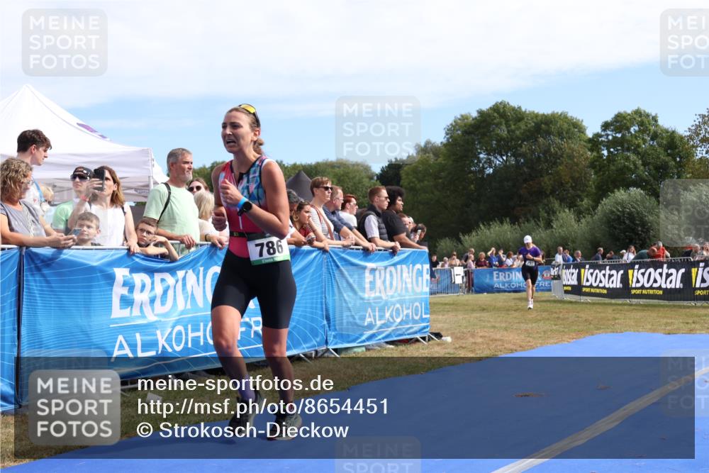 31.08.2025 - Elbe Triathlon Hamburg Strokosch-Dieckow http://msf.ph/oto/8654451 31.08.2025 11:37:08 Ziel 786, 797, 884 meine-sportfotos.de