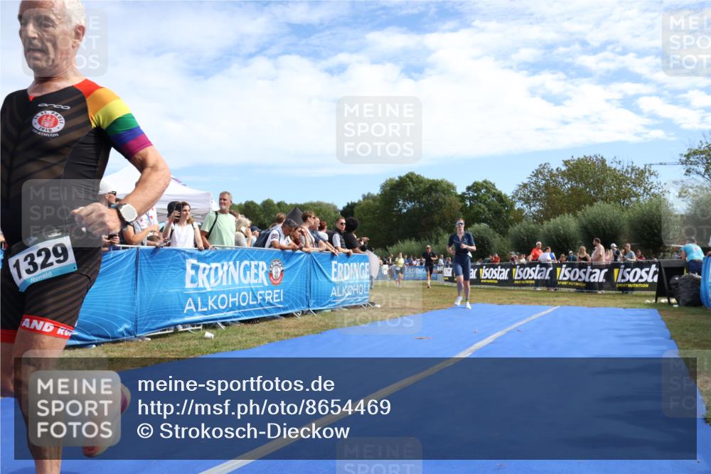 31.08.2025 - Elbe Triathlon Hamburg Strokosch-Dieckow http://msf.ph/oto/8654469 31.08.2025 11:37:28 Ziel 1242, 1261, 1329, 1352 meine-sportfotos.de