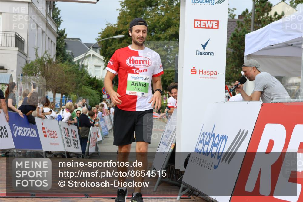 31.08.2025 - 21. Blankeneser Heldenlauf Strokosch-Dieckow http://msf.ph/oto/8654515 31.08.2025 11:03:41 Ziel 3644, 3504 meine-sportfotos.de