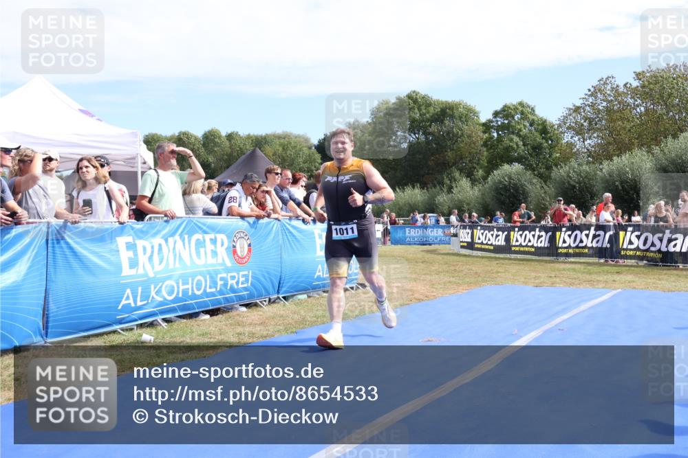 31.08.2025 - Elbe Triathlon Hamburg Strokosch-Dieckow http://msf.ph/oto/8654533 31.08.2025 11:38:46 Ziel 774, 1011 meine-sportfotos.de