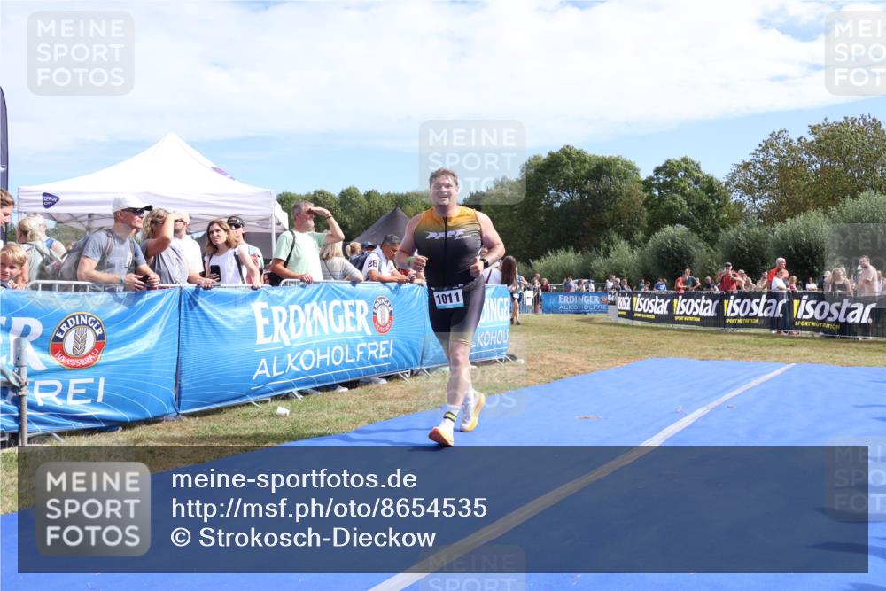 31.08.2025 - Elbe Triathlon Hamburg Strokosch-Dieckow http://msf.ph/oto/8654535 31.08.2025 11:38:46 Ziel 774, 1011 meine-sportfotos.de