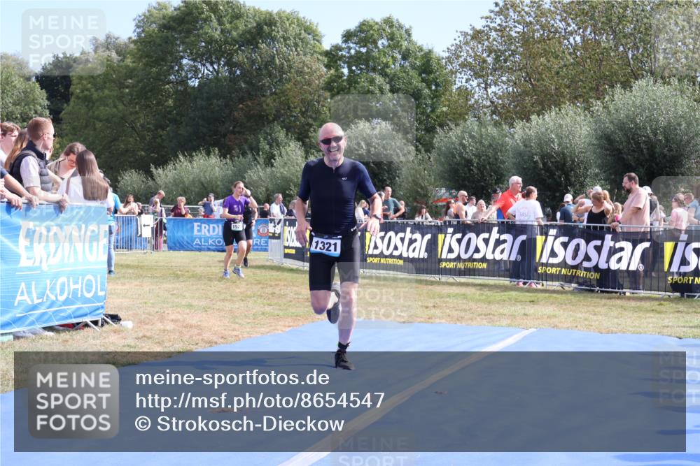31.08.2025 - Elbe Triathlon Hamburg Strokosch-Dieckow http://msf.ph/oto/8654547 31.08.2025 11:38:57 Ziel 774, 1321 meine-sportfotos.de